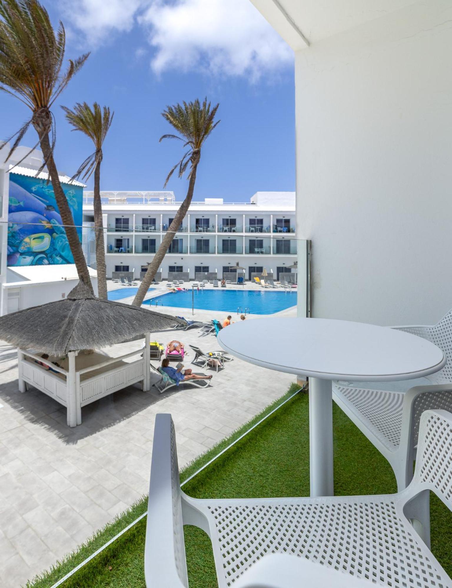 Corralejo Surfing Colors Hotel&Apartments Dış mekan fotoğraf