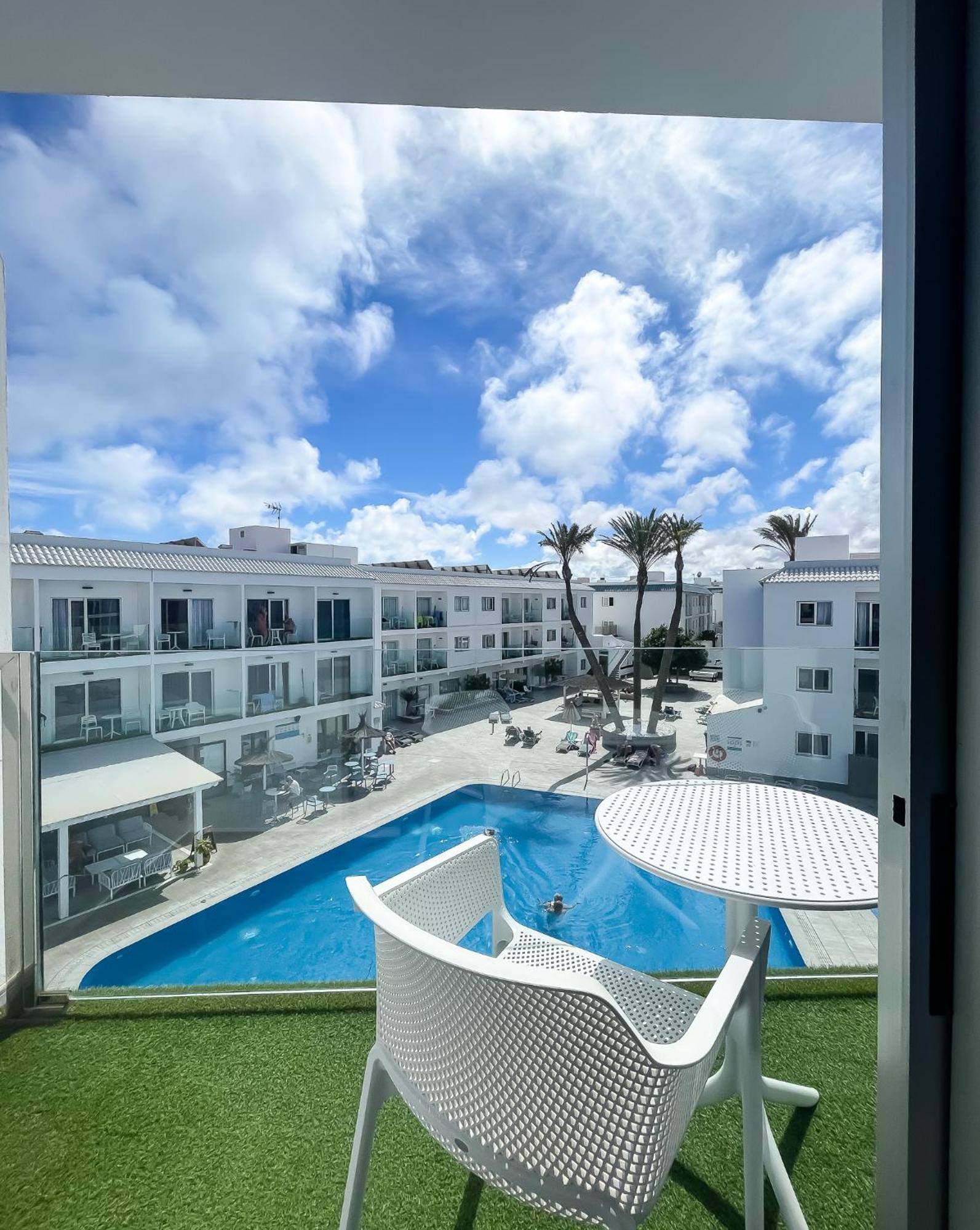 Corralejo Surfing Colors Hotel&Apartments Dış mekan fotoğraf