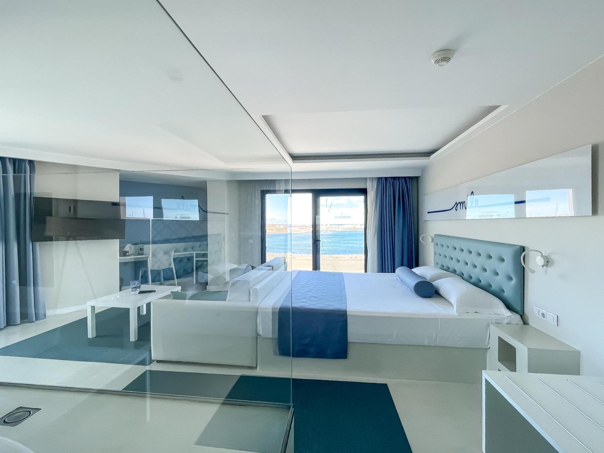 Corralejo Surfing Colors Hotel&Apartments Dış mekan fotoğraf